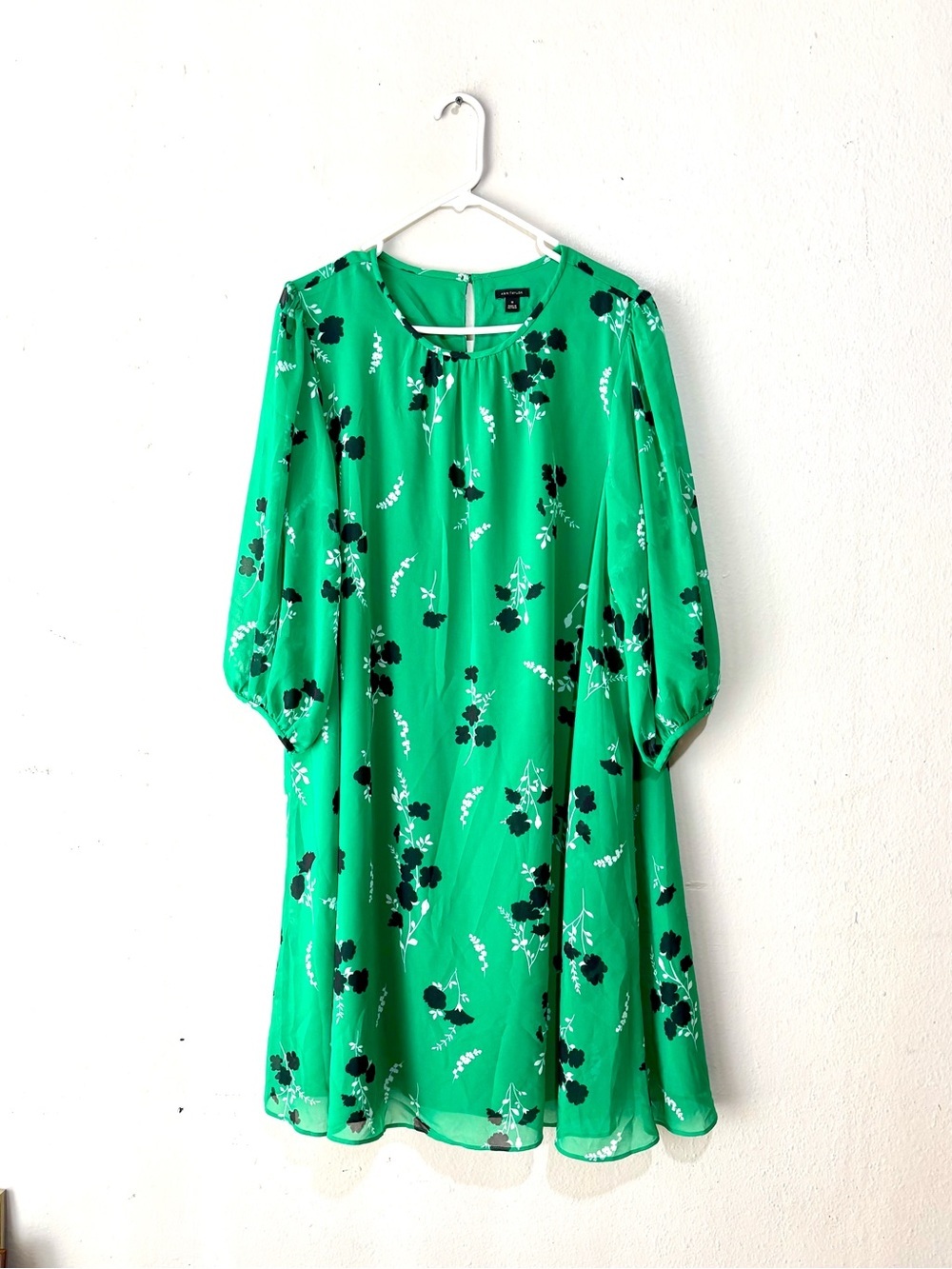 Ann Taylor Green Floral Flare Dress floral print3/4 blouson sleeves Size 18